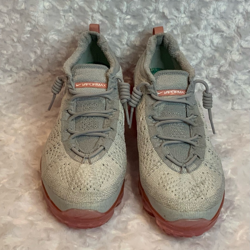 Nike Air Vapor Max FK Sneakers Athletic Shoes Women’s 11 Gray/Pink Sole